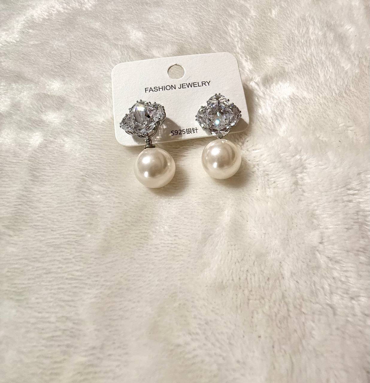 Pearl Radiance Earring